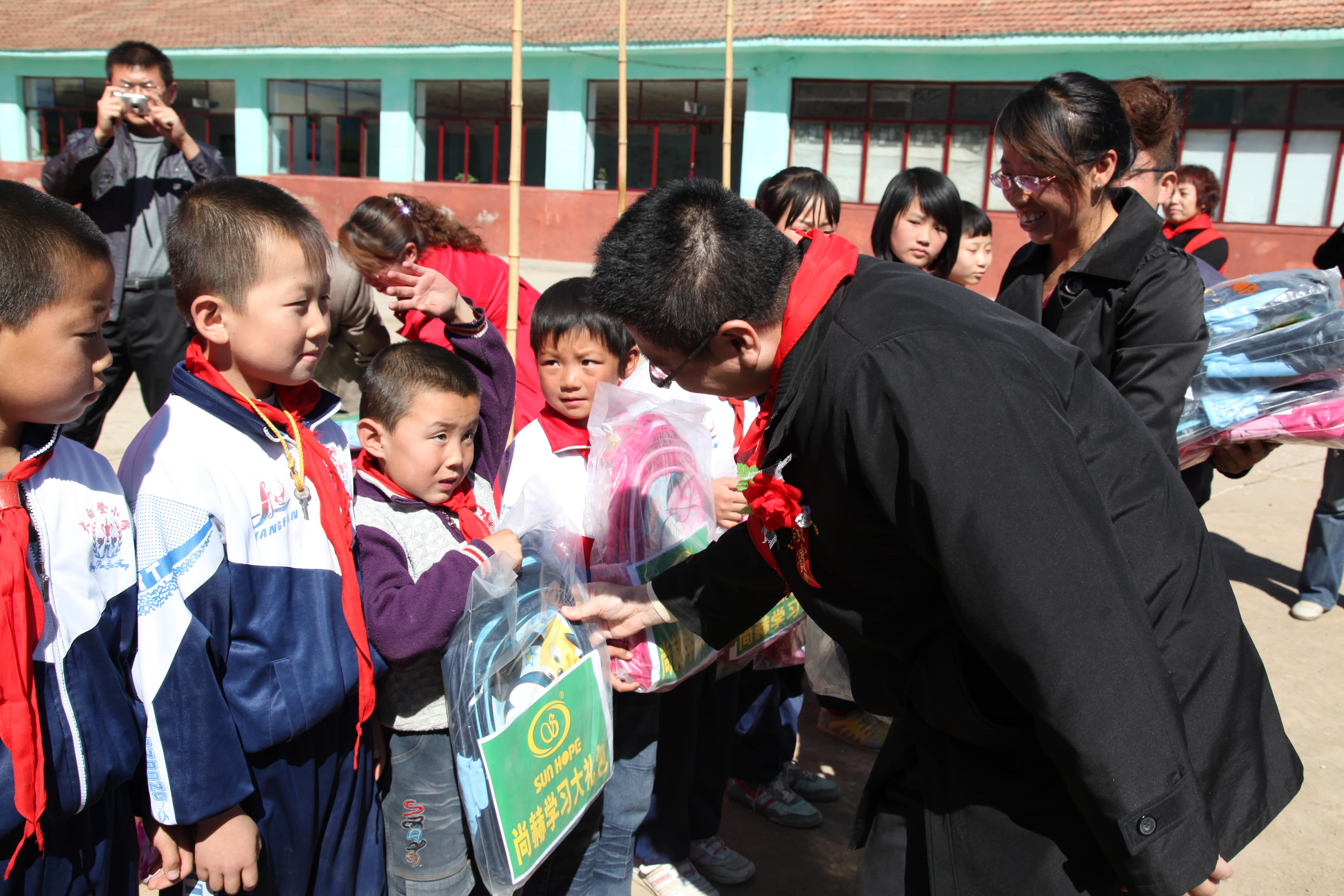 第11所 大同市大白登乐动体育·（LeDong Sports）官方网站渠腊梅小学